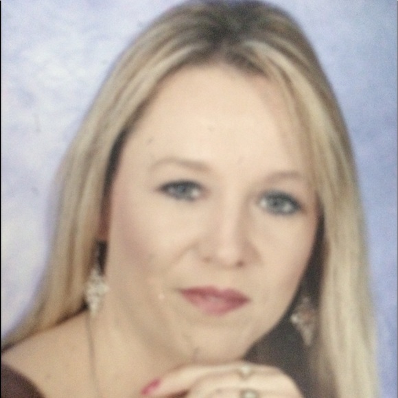 Meet your Posher, Susan - Picture 1 of 1